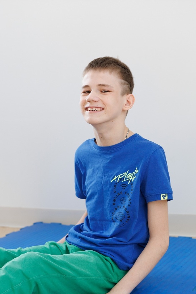 Вани нужна специальная ортопедическая обувь