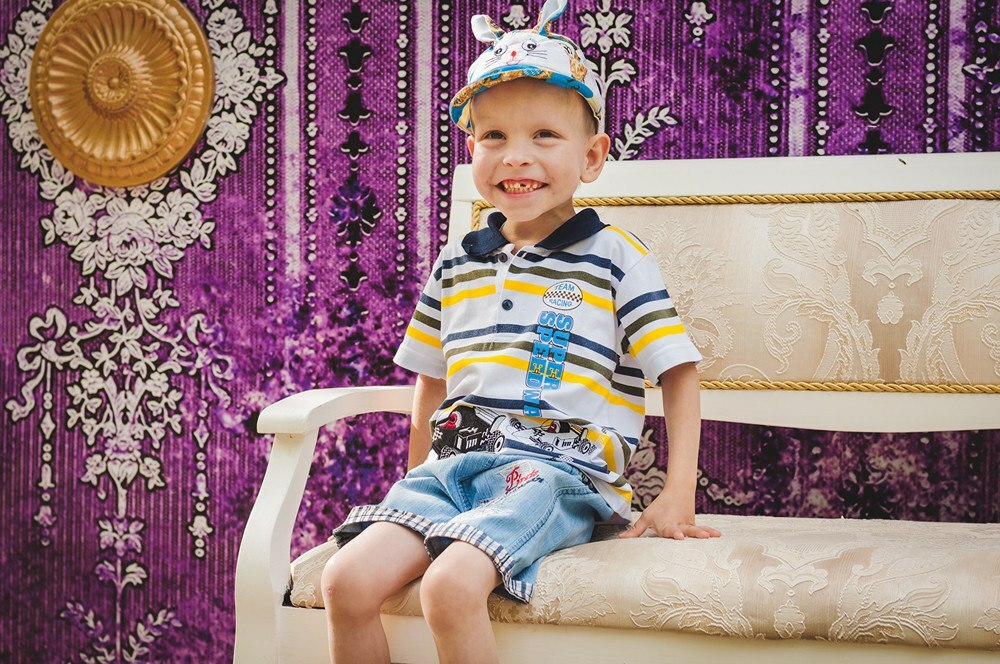 Для Миши нужен аппарат Алмаг+ , ортопедические стельки и ортопедическая зимняя и летняя обувь