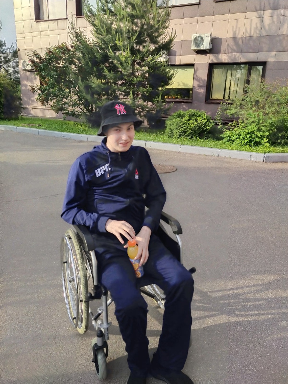 Диме необходим лестничный подъемник